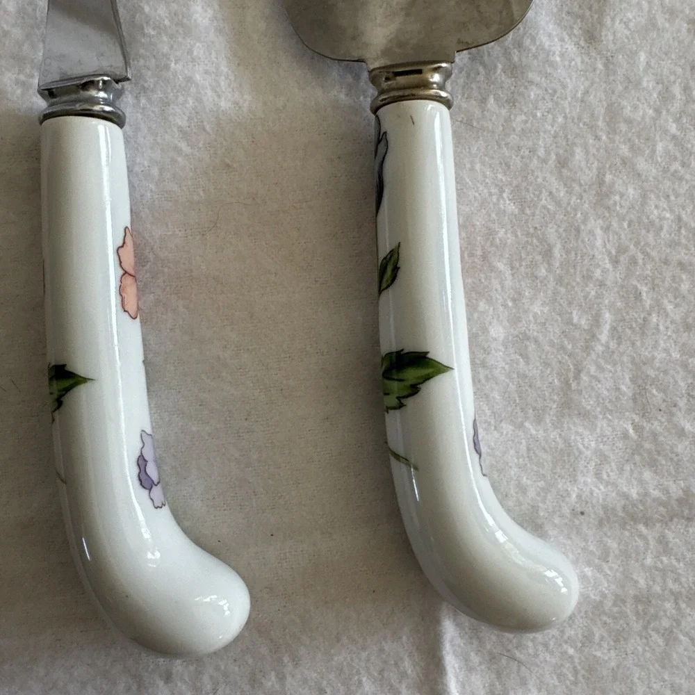 House of Prill POPPY Porcelain Handled Meat Serving Fork Pie Cake Cutter Utensil